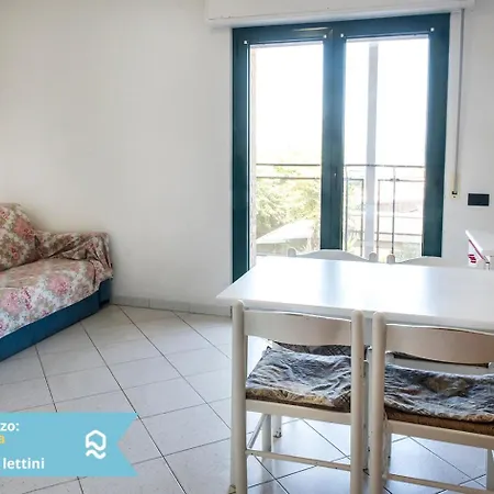 Bilocale A Nel Lungomare Da Vinci Apartment